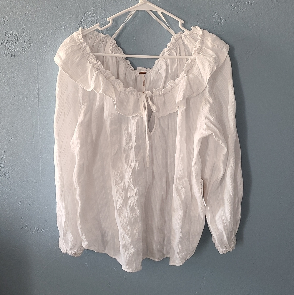 NWT Free People White Ruffled Long Sleeve